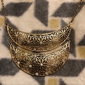 Tiered Floral Daisy Boho Statement Necklace